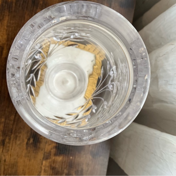 Vintage Crystal Cut Lead Glass Leaf Design Bud Vase - Picture 6 of 9